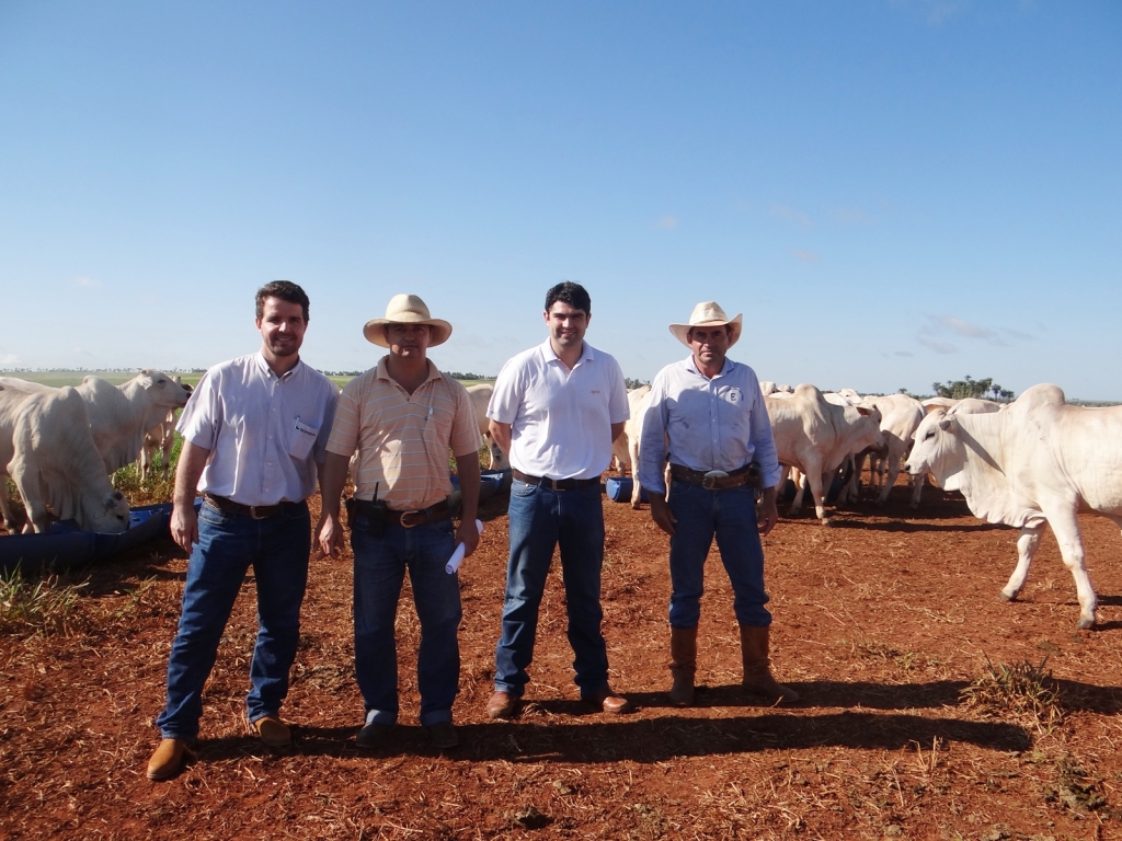 Visita representantes da Zoetis